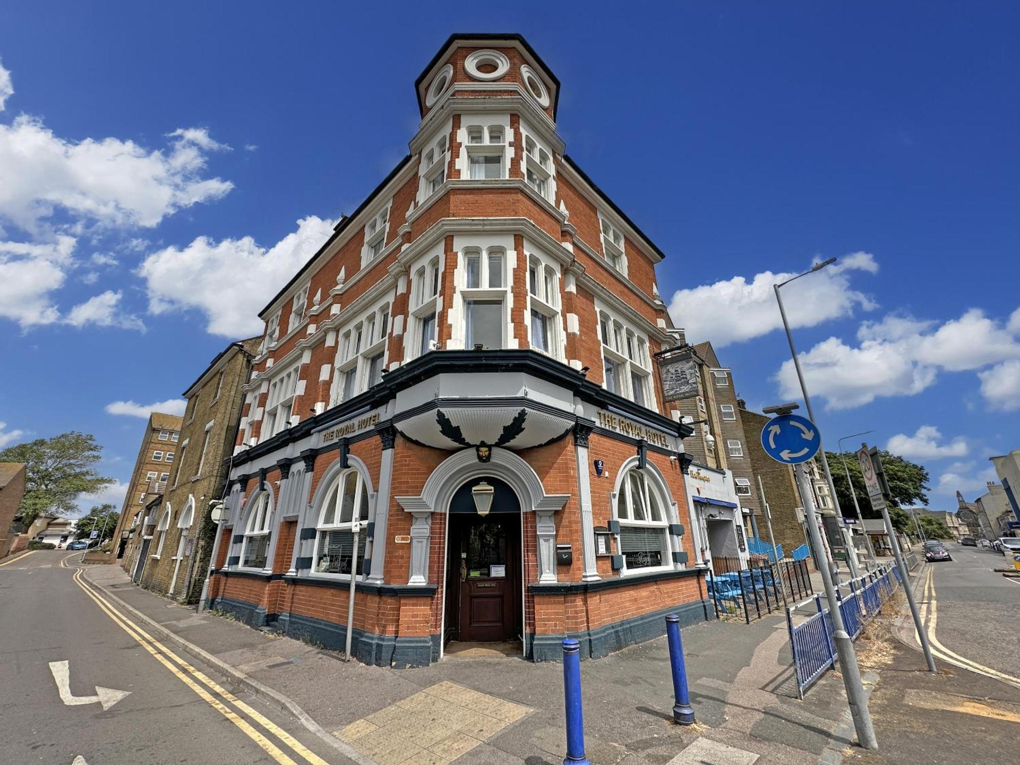 Royal Hotel Sheerness Exterior foto